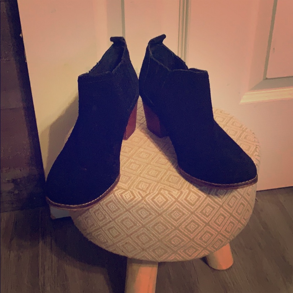 Ankle boots